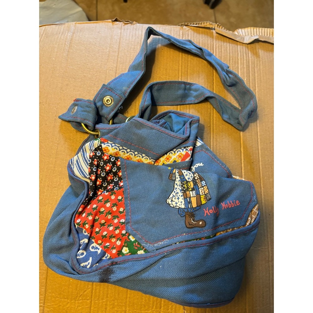 Vintage 1970's Holly Hobbie Shoulder Bag   Rare.